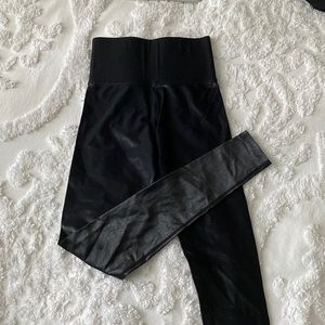 Carbon38 XXS black pleather snakeskin pattern high waisted women leggings